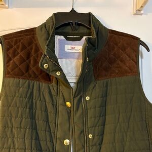 Vineyard Vines Men's Olive and Chocolate Quilted Vest